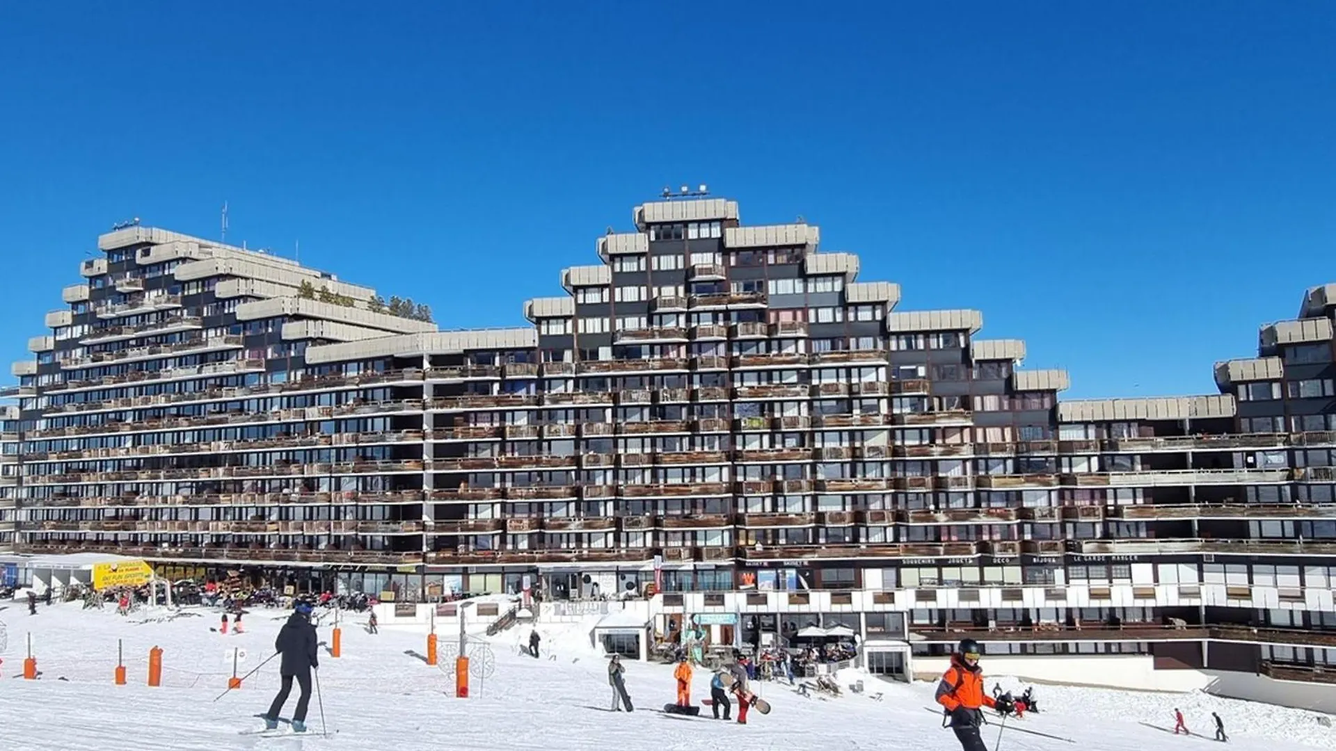 Studio Divisible Aux Pieds Des Pistes Avec Balcon - Fr-1-181-2674 location
